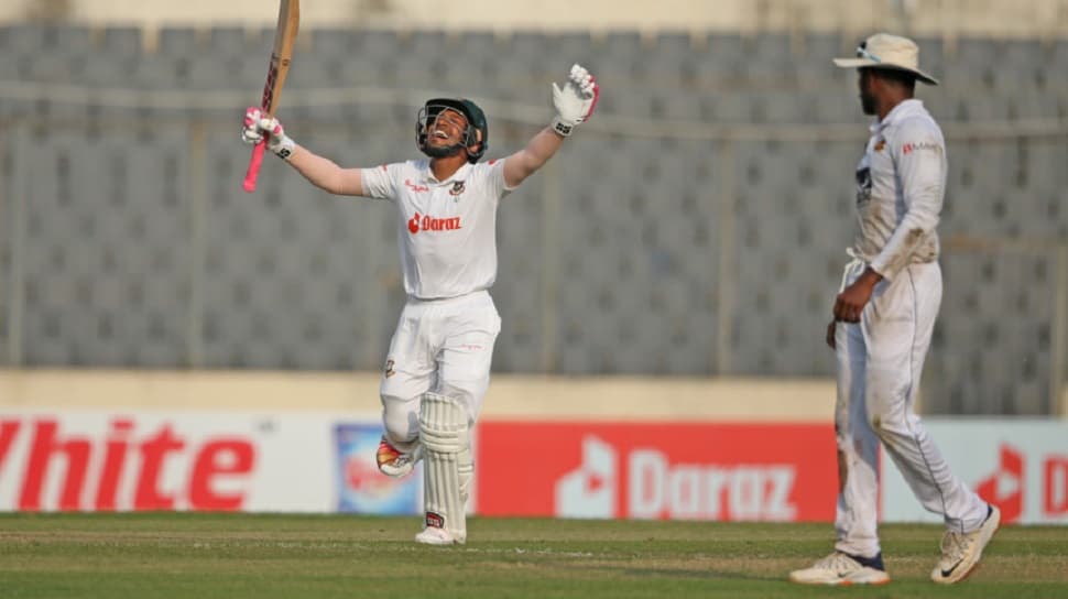 দেড়শো ছাড়ালেন মুশফিক