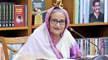 বঙ্গবাজার মার্কেটসহ ৪ প্রকল্প উদ্বোধন করলেন প্রধানমন্ত্রী