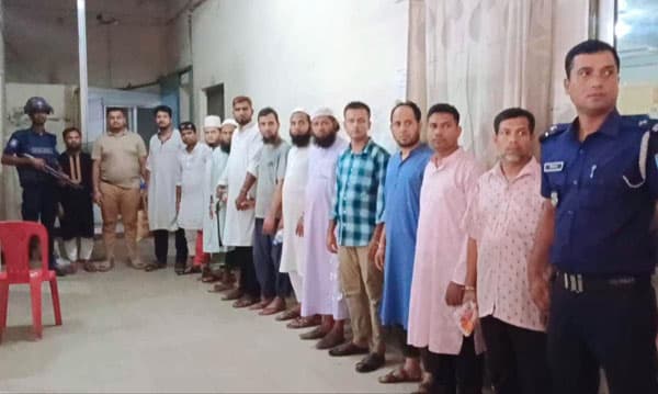 আশুলিয়ায় গোপন বৈঠক থেকে জামায়াতের ২২ নেতাকর্মী আটক