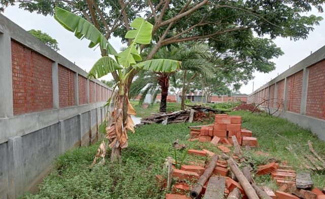 কুয়াকাটায় ডিবিএল কোম্পানির বিরুদ্ধে খাল ভরাট করে জমি দখলের অভিযোগ