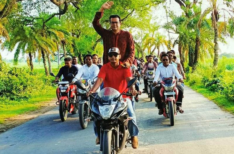 লালপুর-বাগাতিপাড়ায় মনোনয়ন প্রত্যাশী আ.লীগ নেতার মোটর শোভাযাত্রা