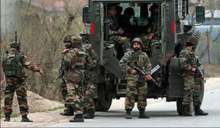 সেনাবাহিনীর গাড়ি ৬০ ফুট নিচে নদীতে, নিহত ৭