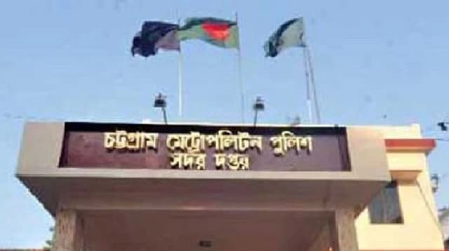 কুকুর ব্যবস্থাপনা প্রশিক্ষণে গিয়ে নেদারল্যান্ডে লাপাত্তা ২ পুলিশ