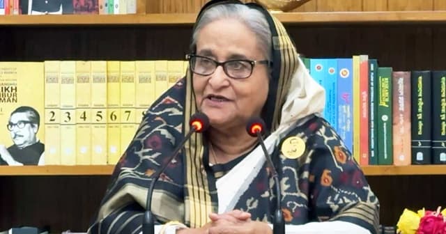 ঘূর্ণিঝড়ে ক্ষতিগ্রস্তদের পাশে দাঁড়াতে প্রধানমন্ত্রীর নির্দেশ