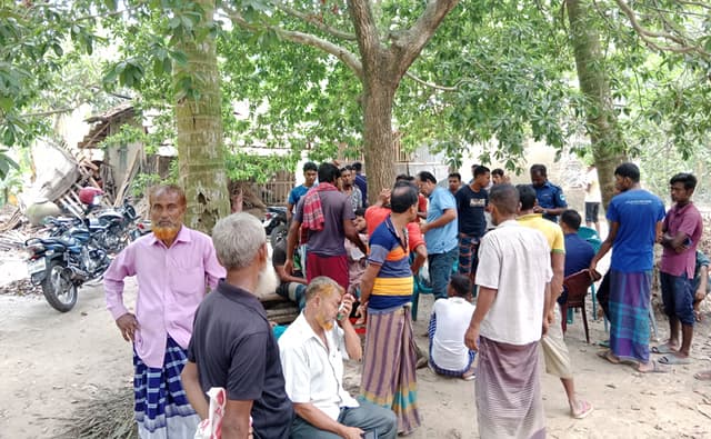 আশাশুনিতে গলায় রশি দিয়ে বৃদ্ধের আত্মহত্যা