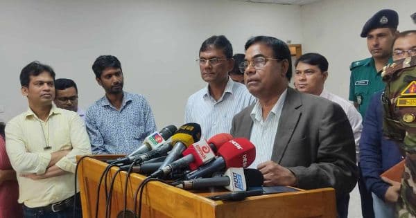 প্রথম চার ঘণ্টায় ভোট পড়েছে ২০ শতাংশের কম: ইসি সচিব