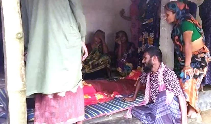 নেত্রকোনায় বজ্রপাতে বালু শ্রমিকের মৃত্যু