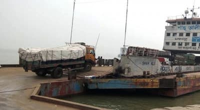 ফেরিতে ঈদের ৭ দিন ট্রাক-কাভার্ডভ্যান পারাপার বন্ধ