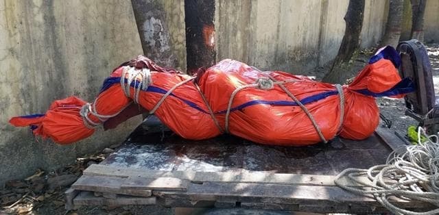 বরিশালে স্কুলের বারান্দা থেকে বৃদ্ধের মরদেহ উদ্ধার