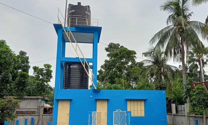 আশাশুনিতে সুপেয় পানি নিশ্চিত করলো জনস্বাস্থ্য বিভাগ