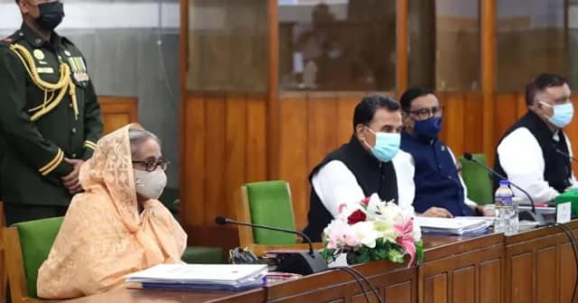 নতুন বাজেট অনুমোদনে মন্ত্রিসভার বৈঠক শুরু