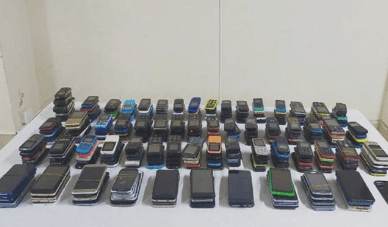 রাজধানীতেই দিনে ৫০০ এর অধিক  মোবাইল চুরি ও ছিনতাই