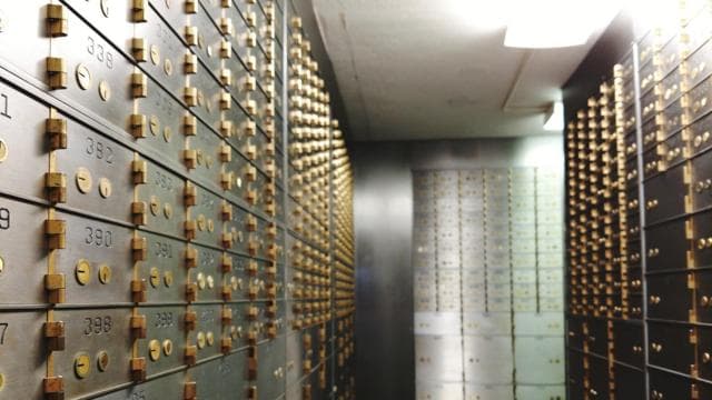 চট্টগ্রামে ব্যাংকের লকার থেকে উধাও গ্রাহকের ১৪৯ ভরি স্বর্ণালঙ্কার