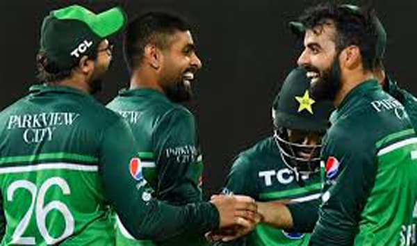 যে শর্তে রাজকীয় আতিথেয়তায় হজের সুযোগ পাবেন পাকিস্তানের ক্রিকেটাররা