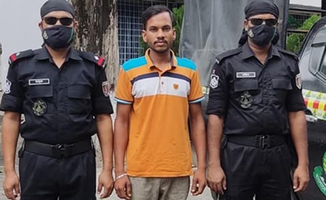 ষাটোর্ধ্ব বৃদ্ধাকে ধর্ষণ করে ফেঁসে গেল যুবক