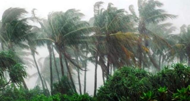 সন্ধ্যার মধ্যে ৬০ কিমি বেগে ঝড়সহ বজ্রবৃষ্টির আভাস