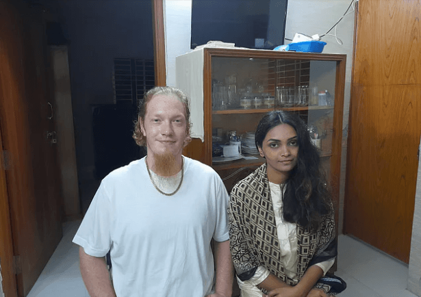 ফেসবুকে পরিচয়, প্রেমের টানে মার্কিন যুবক এলেন গাজীপুরে