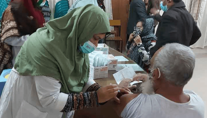 বুস্টার ডোজ সপ্তাহ শুরু, লক্ষ্যমাত্রা এক কোটি