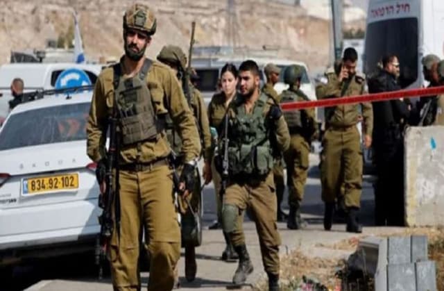 বন্দুকধারীর গুলিতে ৩ ইসরায়েলি সেনা নিহত