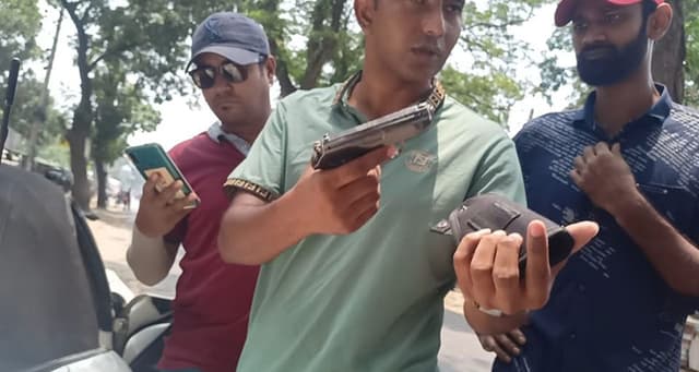 ঝিনাইদহে ক্যাসিনো ডন খ্যাত ভুয়া সিআইপি অস্ত্র ও বিলাসবহুল গাড়িসহ আটক