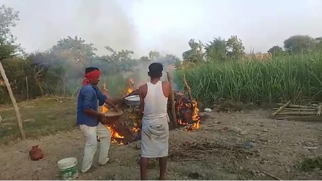 বাসর ঘরে বর-বধূর হার্ট অ্যাটাকে মৃত্যু