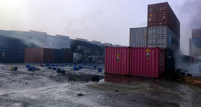 কনটেইনার ডিপোতে আগুনে ফায়ার সার্ভিসের ৫ কর্মী নিহত