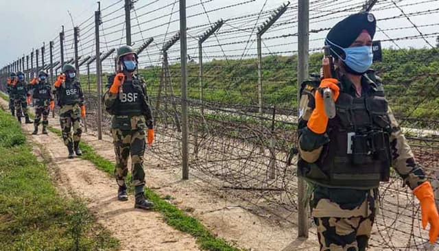 লালমনিরহাট সীমান্তে বিএসএফের গুলিতে যুবক নিহত