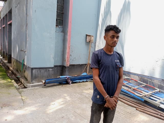 কাউখালীতে ১১০ প্রিস ইয়াবাসহ যুবক গ্রেপ্তার