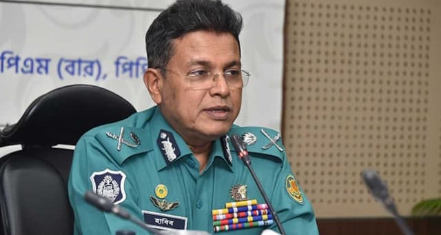 রাজধানীতে অনুমোদন ছাড়া হাট বসালে পশু জব্দ: ডিএমপি কমিশনার