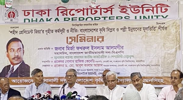 দুর্নীতিকে আরও উৎসাহিত করবে এবারের বাজেট : মির্জা ফখরুল