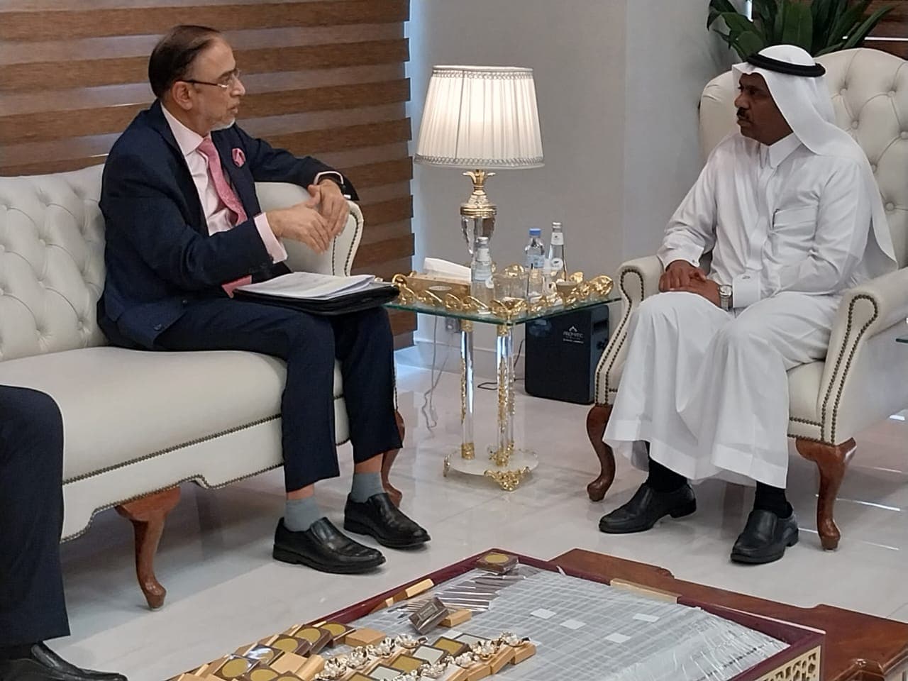 বাংলাদেশী হজযাত্রীদের প্রশংসা করলেন সৌদি হজ উপমন্ত্রী