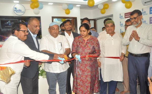 বরিশালে ভারতের এ্যাপোলো হাসপাতালের প্রতিনিধি অফিস উদ্বোধন