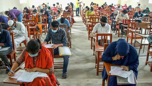 ঢাবির ‘ক’ ইউনিটের ভর্তি পরীক্ষা শুরু