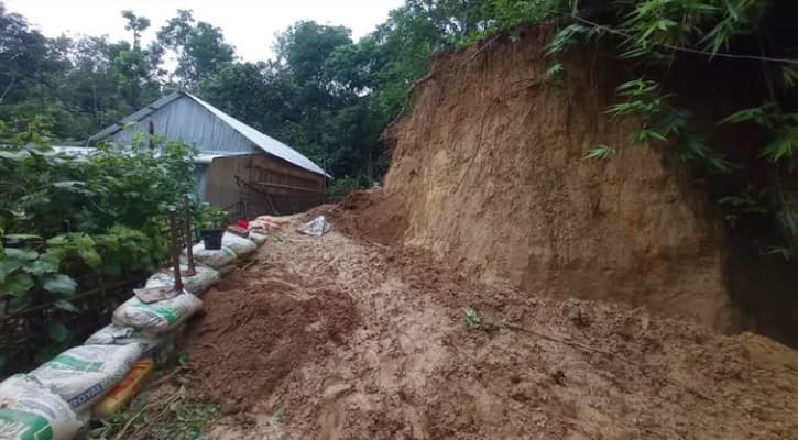 সিলেটে পাহাড়ধস, নিখোঁজ ৩