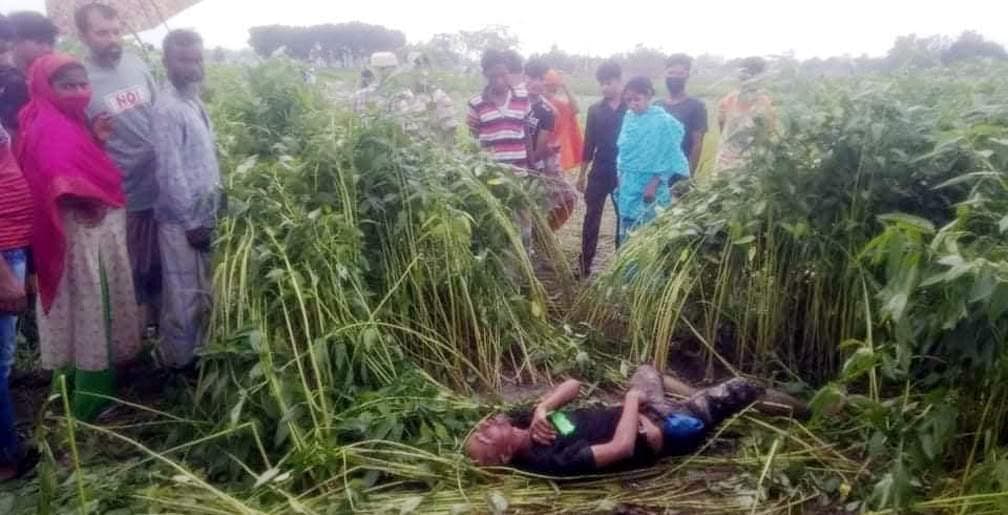 পাশা পাশি পড়ে ছিল দুই ভাইয়ের মরদেহ