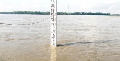 তিস্তার পানি বিপৎসীমা ছুঁইছুঁই