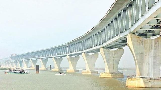 পদ্মা সেতু থেকে বছরে টোল আসবে ১৬০৪ কোটি