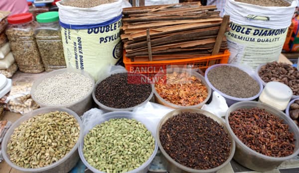 বরিশালে চড়া মসলার বাজার, ক্রেতা সংকট