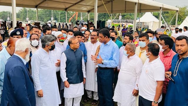 পদ্মায় সেতু নির্মাণে বিশ্ববাসী অবাক