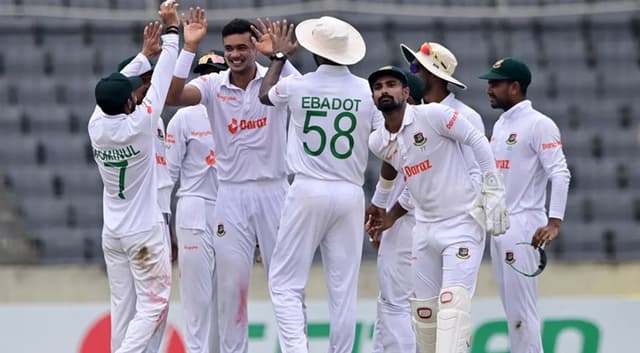 পাত্তাই পেল না আফগানিস্তান ৫৪৬ রানে জয় টাইগারদের