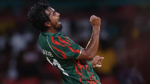 ইতিহাস গড়ে সুপার এইটে বাংলাদেশ