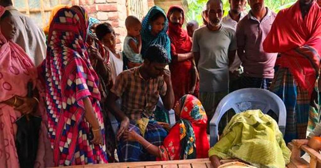 ঝিনাইদহে বিদ্যুৎস্পৃষ্টে ভ্যান চালকের মৃত্যু