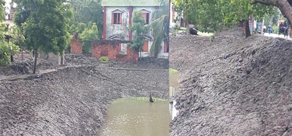 আশাশুনিতে পুকুর খননের পূর্বেই ধস !