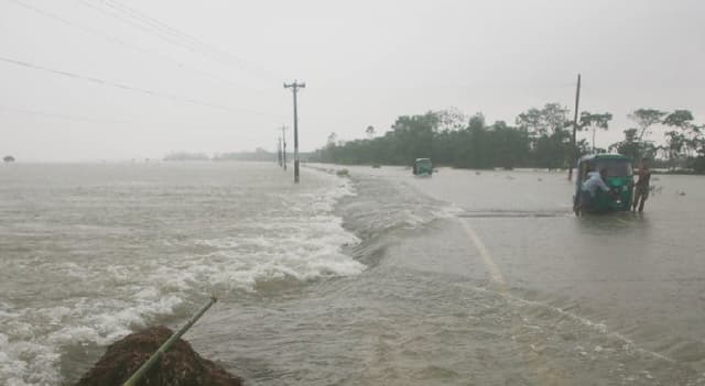 বন্যার আশঙ্কা আরও ১৬ জেলায়