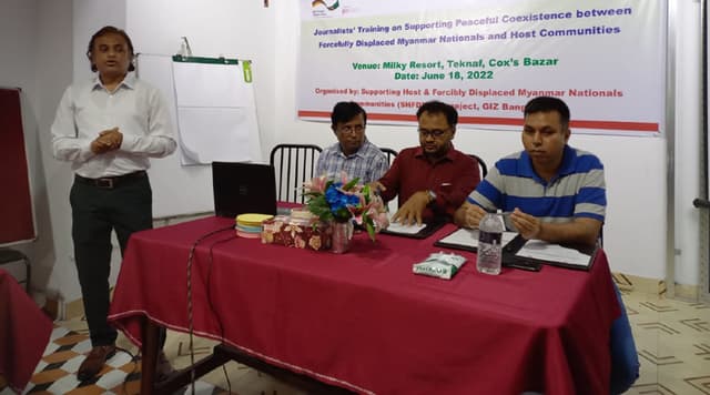 রোহিঙ্গা ও স্থানীয়দের সহাবস্থান বিষয়ে সাংবাদিকদের কর্মশালা