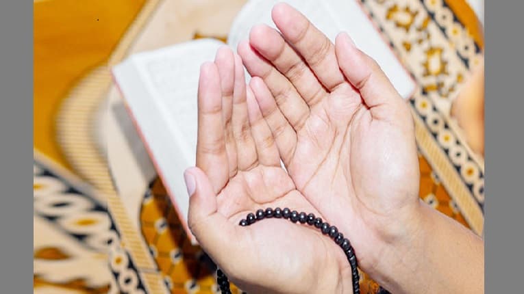 দান ছাড়া যেসব জিকির ও আমল সাদকা