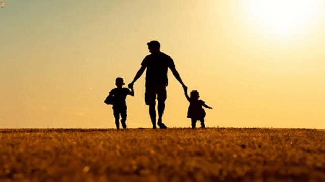 বিশ্ব বাবা দিবস আজ