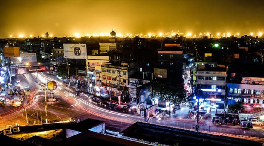 রাত ৮টার পরও খোলা থাকবে যেসব দোকান-প্রতিষ্ঠান