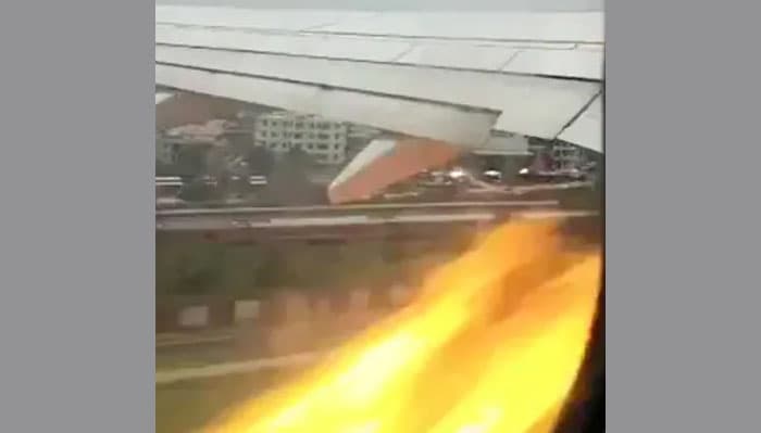 ভারতে মাঝ আকাশে বিমানে আগুন