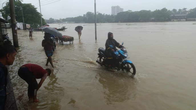 সিলেটে বন্যা পরিস্থিতির আরও অবনতি, পানিবন্দি ৭ লাখ মানুষ